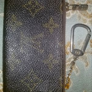 Vintage Louis Vuitton Keyhain Wallet